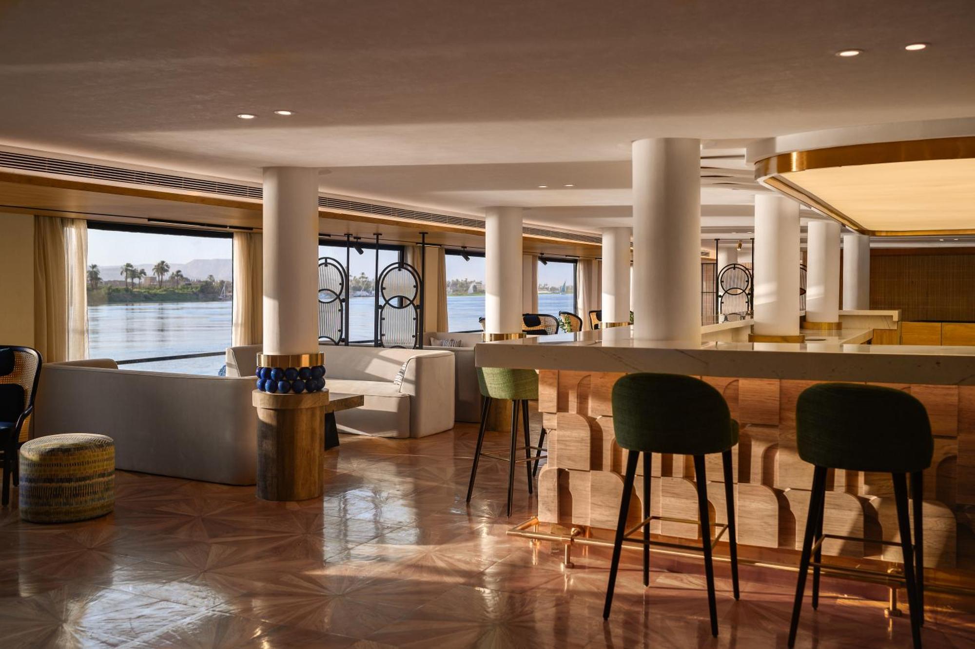 Soleil Nile Cruise - Every Monday From Luxor For 4 & 7 Nights, And Every Friday From Aswan For 3 & 7 Nights Eksteriør billede