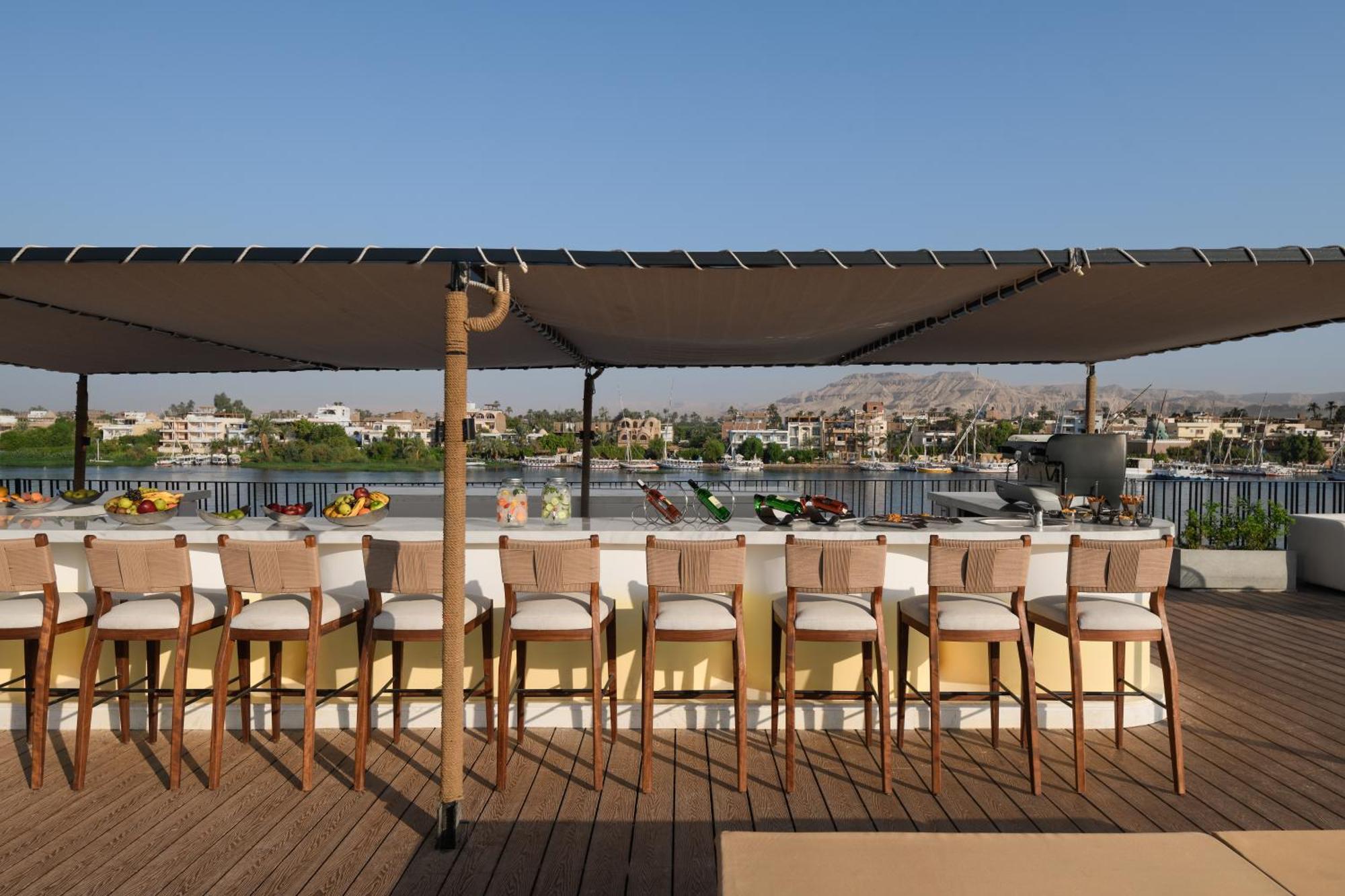 Soleil Nile Cruise - Every Monday From Luxor For 4 & 7 Nights, And Every Friday From Aswan For 3 & 7 Nights Eksteriør billede
