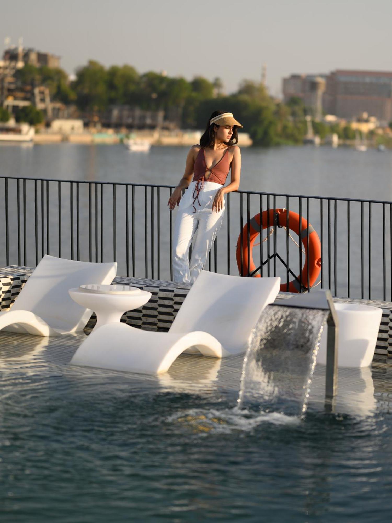 Soleil Nile Cruise - Every Monday From Luxor For 4 & 7 Nights, And Every Friday From Aswan For 3 & 7 Nights Eksteriør billede