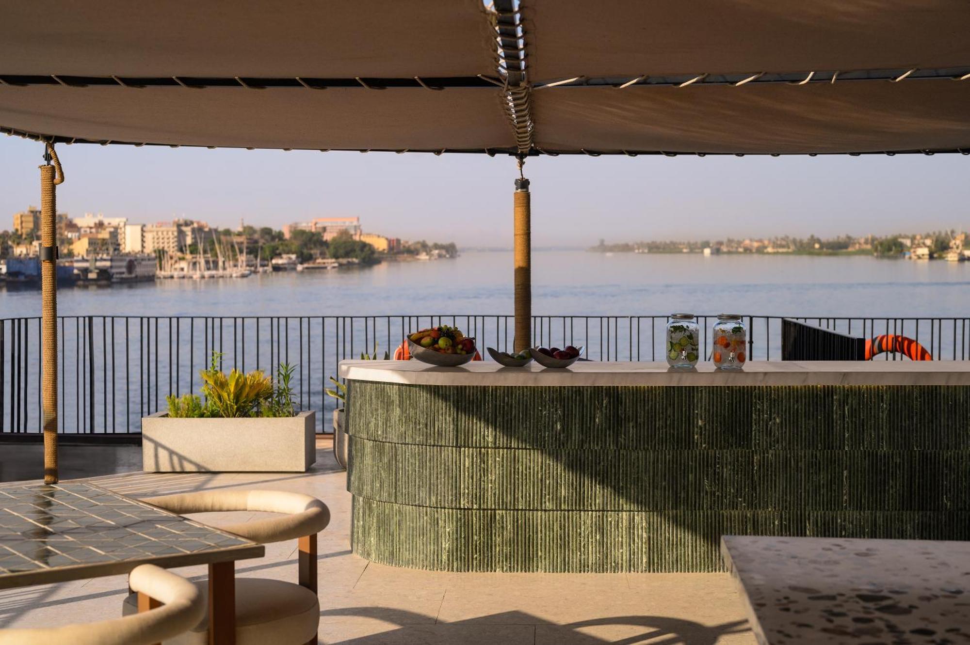 Soleil Nile Cruise - Every Monday From Luxor For 4 & 7 Nights, And Every Friday From Aswan For 3 & 7 Nights Eksteriør billede