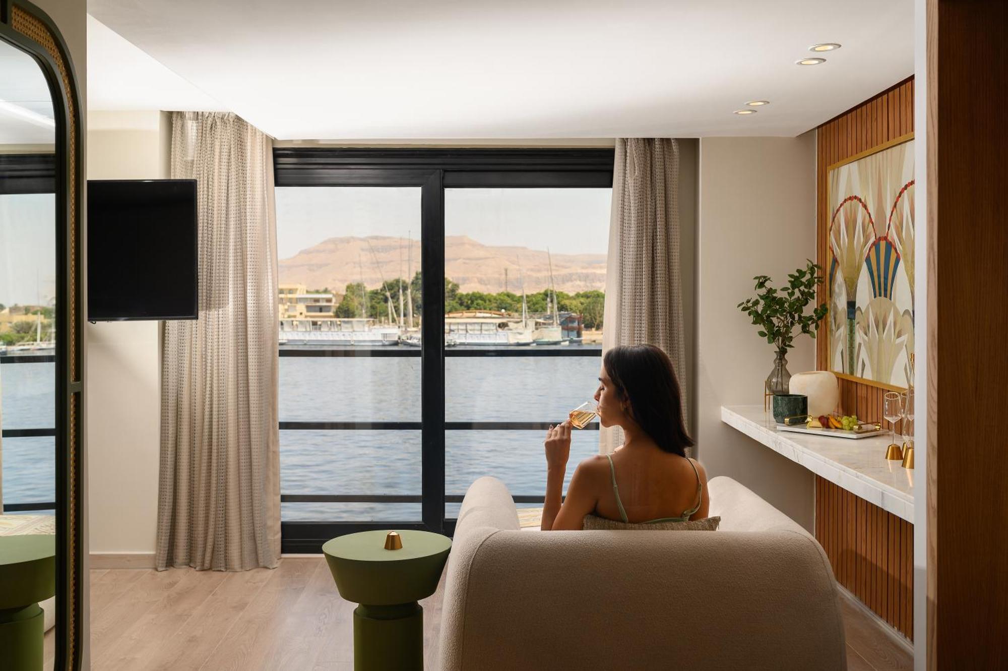 Soleil Nile Cruise - Every Monday From Luxor For 4 & 7 Nights, And Every Friday From Aswan For 3 & 7 Nights Eksteriør billede