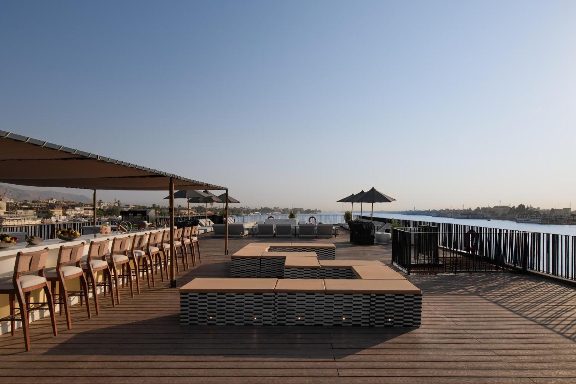 Soleil Nile Cruise - Every Monday From Luxor For 4 & 7 Nights, And Every Friday From Aswan For 3 & 7 Nights Eksteriør billede