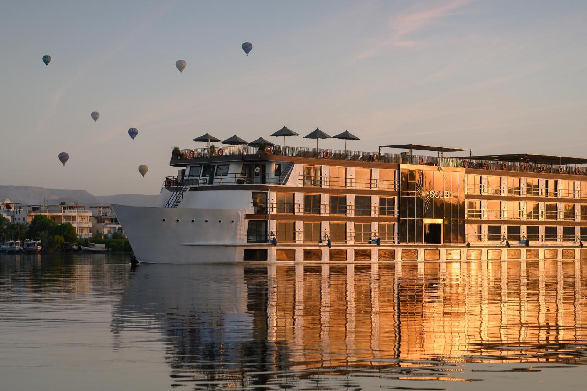 Soleil Nile Cruise - Every Monday From Luxor For 4 & 7 Nights, And Every Friday From Aswan For 3 & 7 Nights Eksteriør billede