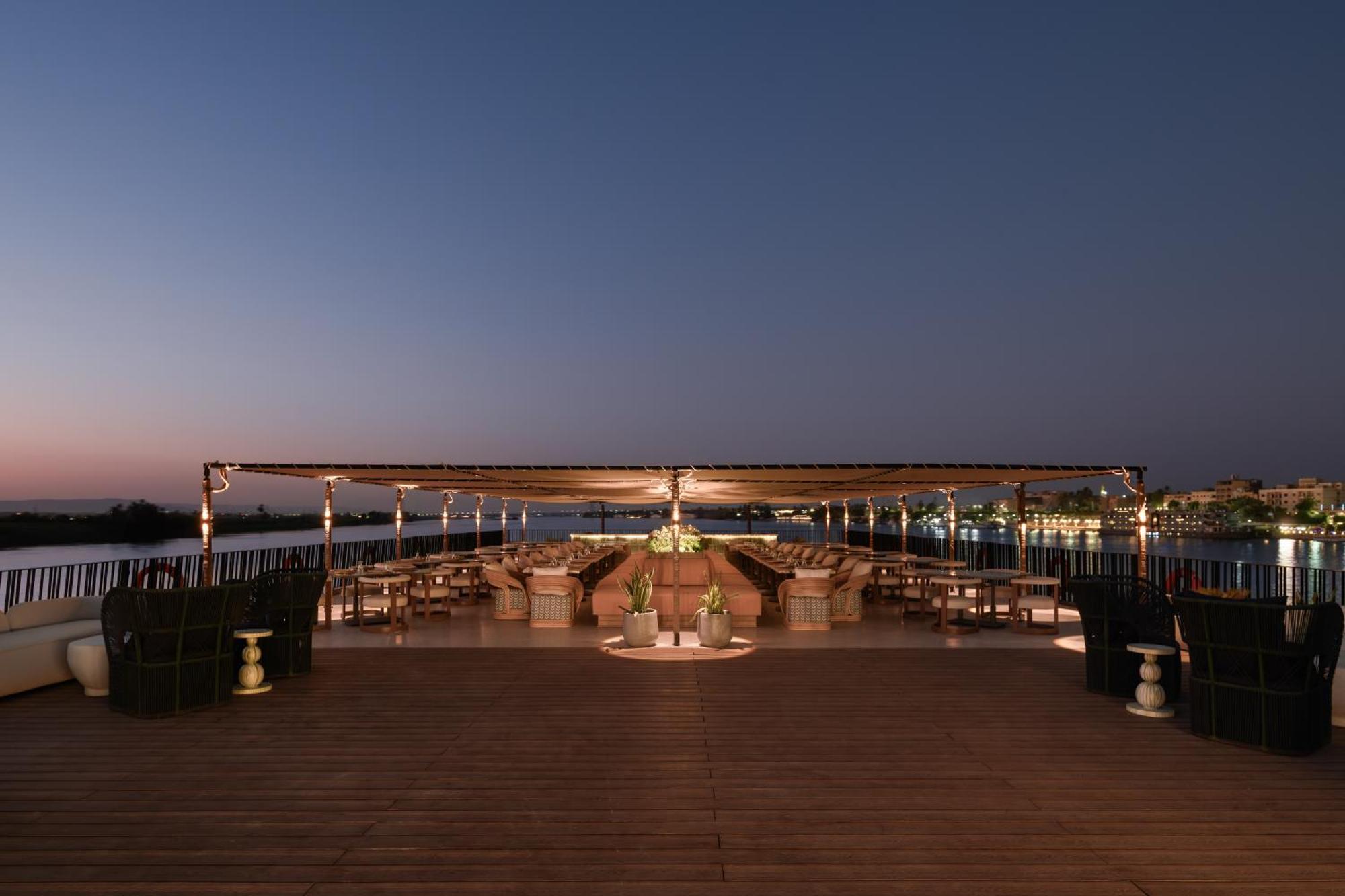Soleil Nile Cruise - Every Monday From Luxor For 4 & 7 Nights, And Every Friday From Aswan For 3 & 7 Nights Eksteriør billede