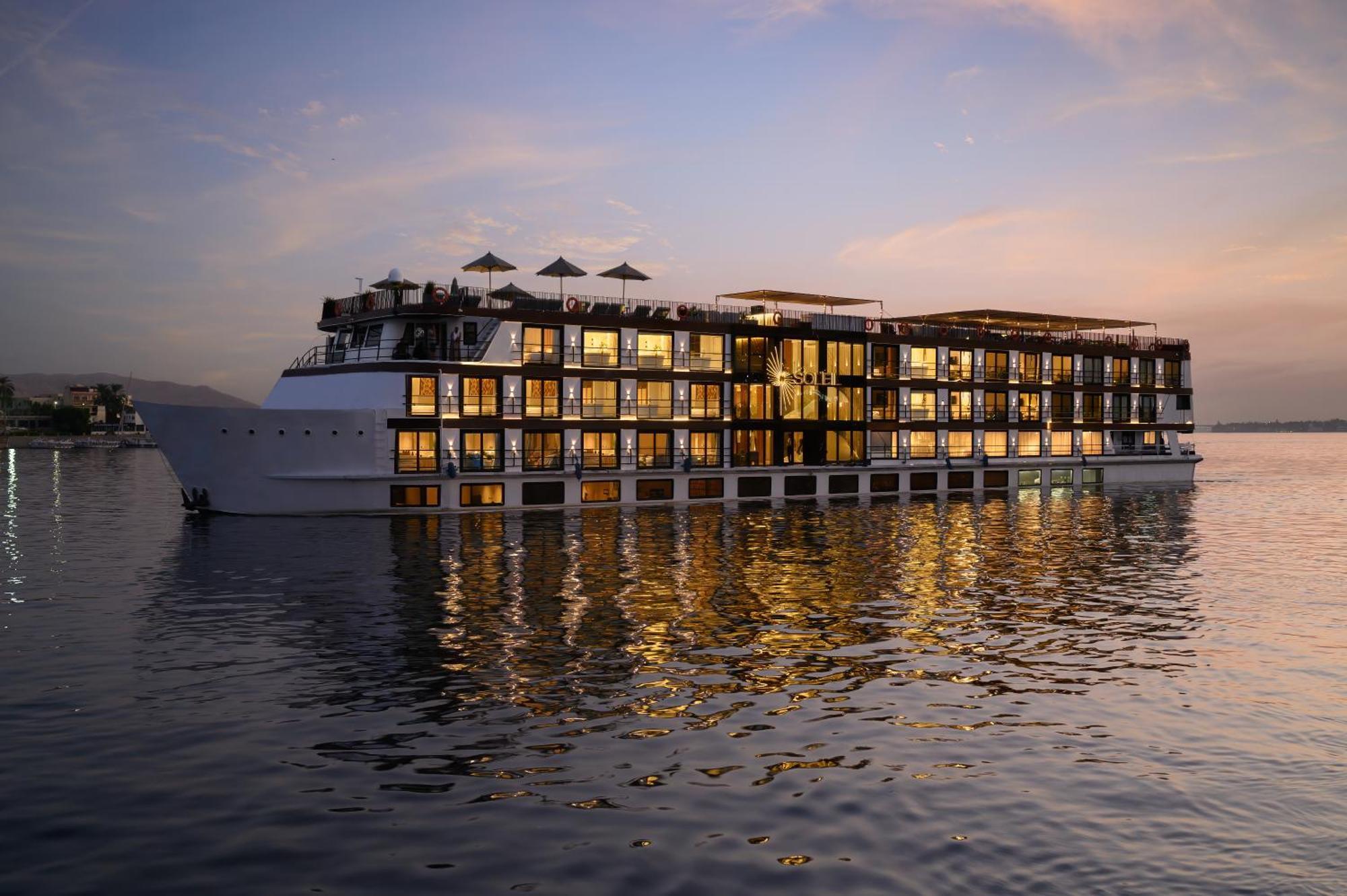 Soleil Nile Cruise - Every Monday From Luxor For 4 & 7 Nights, And Every Friday From Aswan For 3 & 7 Nights Eksteriør billede