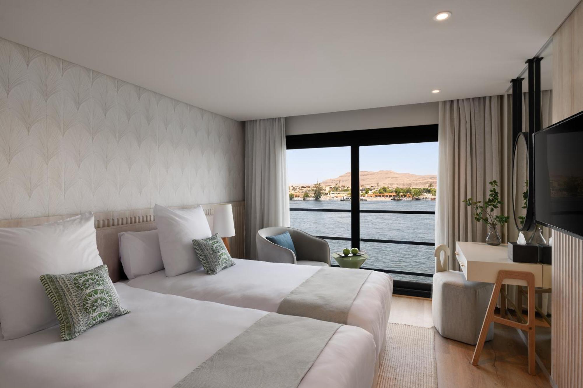 Soleil Nile Cruise - Every Monday From Luxor For 4 & 7 Nights, And Every Friday From Aswan For 3 & 7 Nights Eksteriør billede